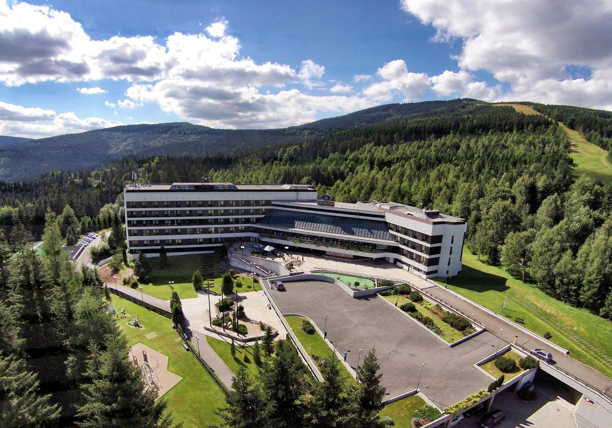 Harmony Hotel Spindleruv Mlyn Exterior photo